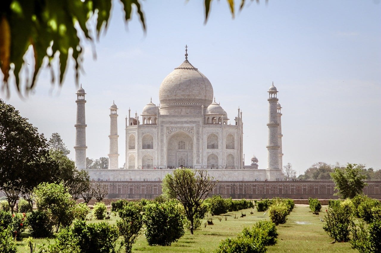 Taj Mahal India, Coronavirus in India