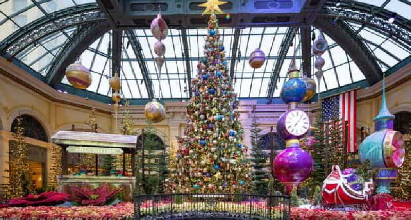 Bellagio Conservatory, Bellagio Las Vegas, Bellagio Christmas display, Bellagio Christmas tradition