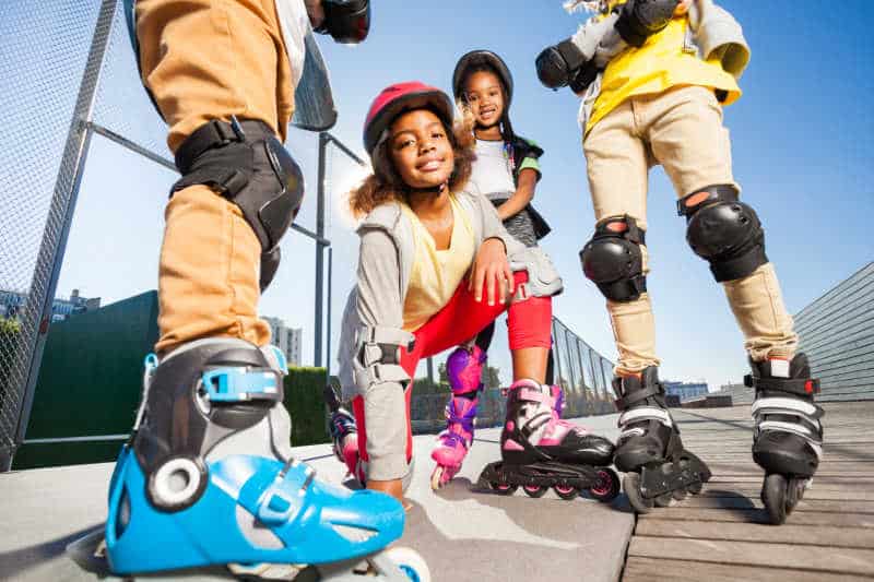 rollerblading, roller skating, things to do with the family