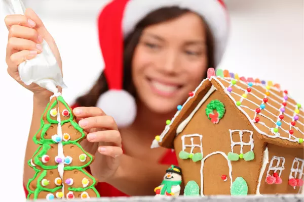 making gingerbread houses, how to make a gingerbread house